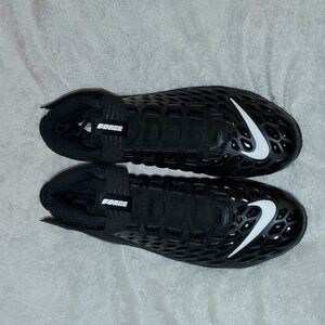 NIKE Men's Force Savage Pro 2 Shark P Size 16 Football Cleats